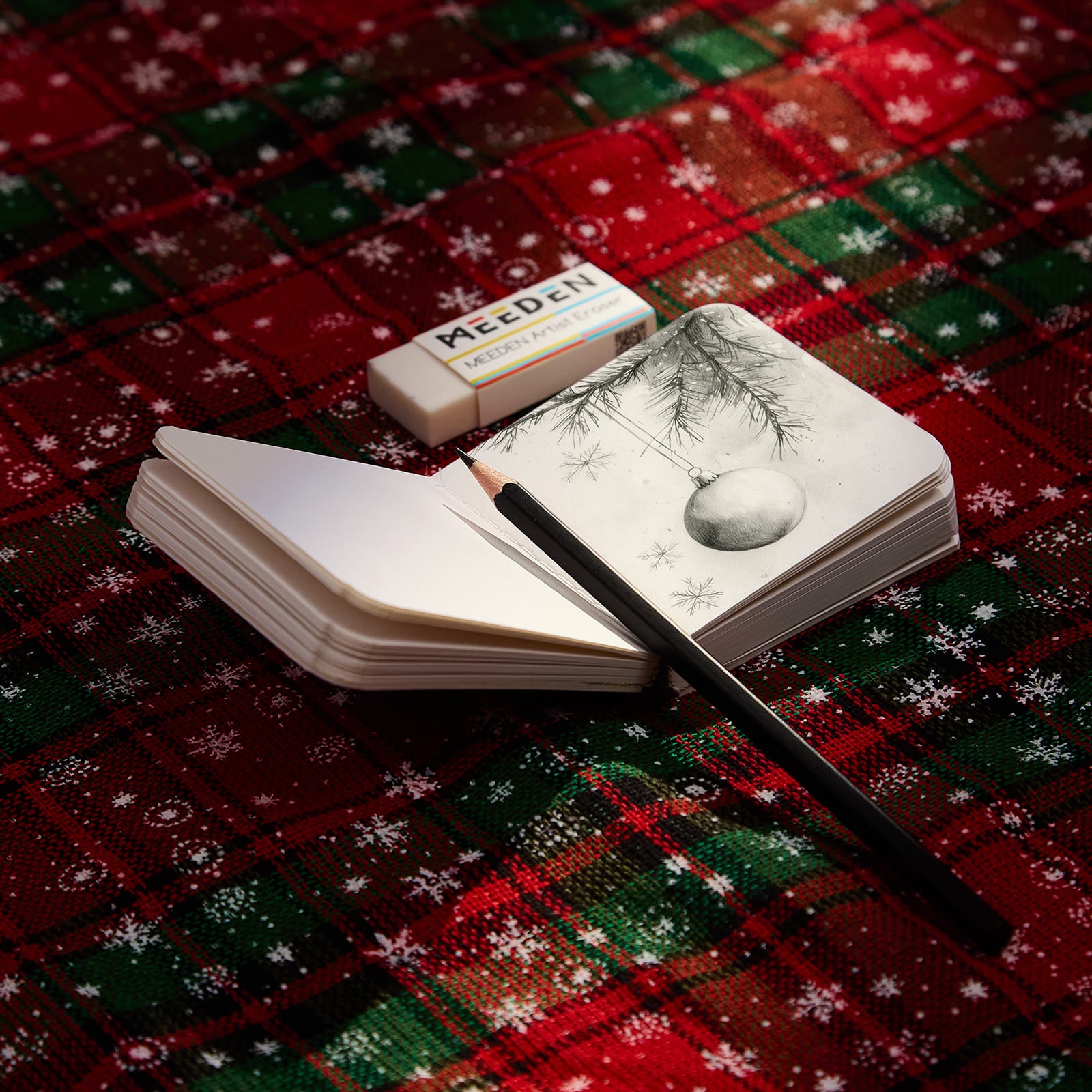 MEEDEN Creative Christmas Countdown: Art & DIY in One Box